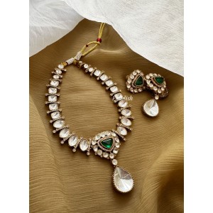 Royal Victorian Mosanite Stone Neckpiece - Green