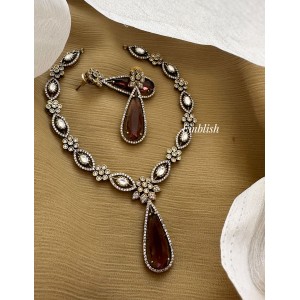 Victorian Flower Tear Drop Neckpiece