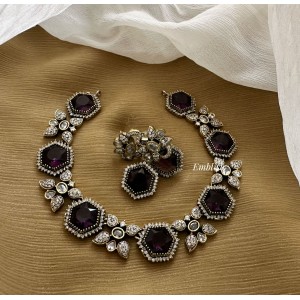 Victorian Flower Diamond Shape Neckpiece  - Purple