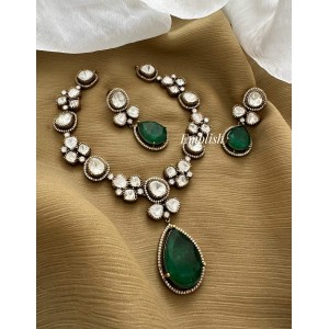 Victorian Mosanite Tear Drop Neckpiece - Green