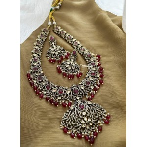 Royal Victorian Flower Beautiful Peacock Long Neckpiece - Red