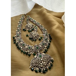 Royal Victorian Flower Beautiful Peacock Long Neckpiece - Green