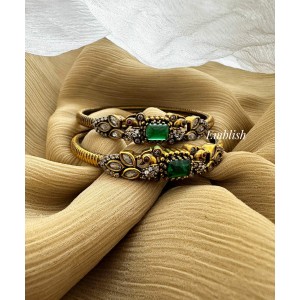 Victorian Peacock Bangle - Green