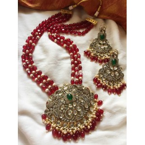 Victorian Haathi Pendant Pearl Mala Neckpiece - Red