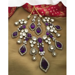 Grand Royal Victorian Chandelier Drop Neckpiece - Violet