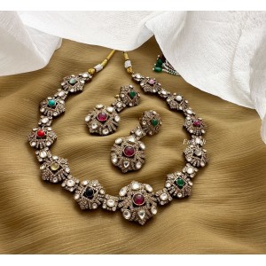 Victorian Flower Navarathna Short Neckpiece 