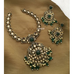 Victorian Double Peacock Neckpiece - Green