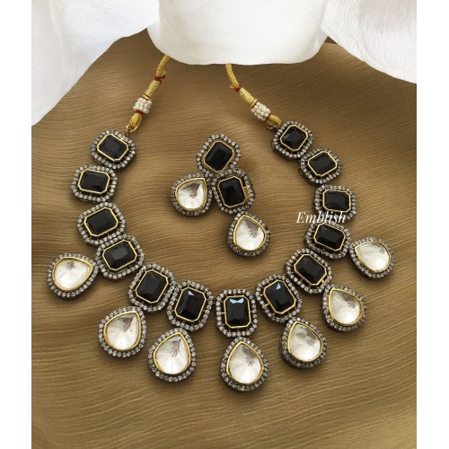 Victorian kundan drop classy Neckpiece - Black