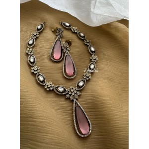 Victorian Flower Tear Drop Neckpiece - Pastel Pink