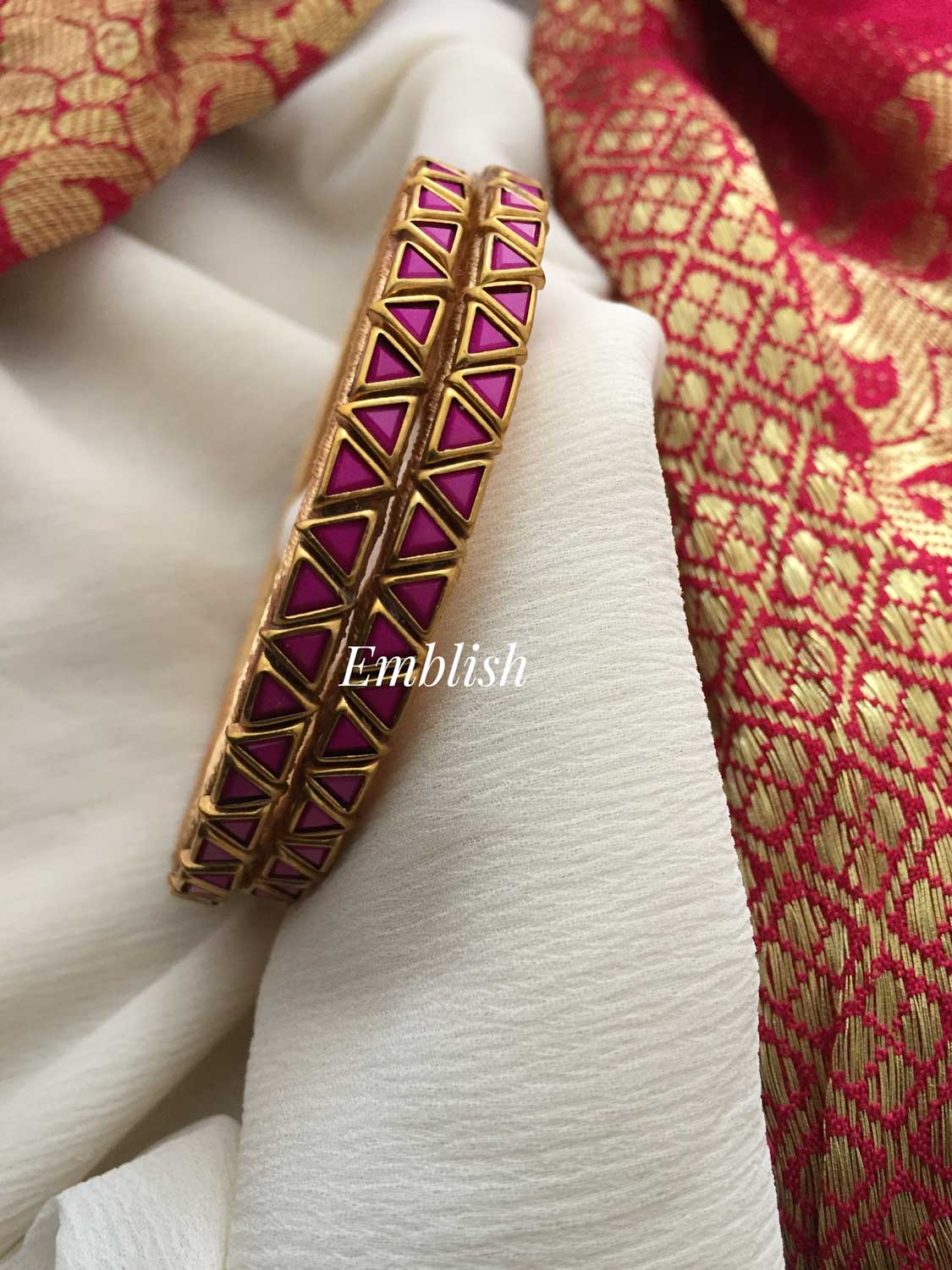 silk thread triangle kundan bangles - Pink