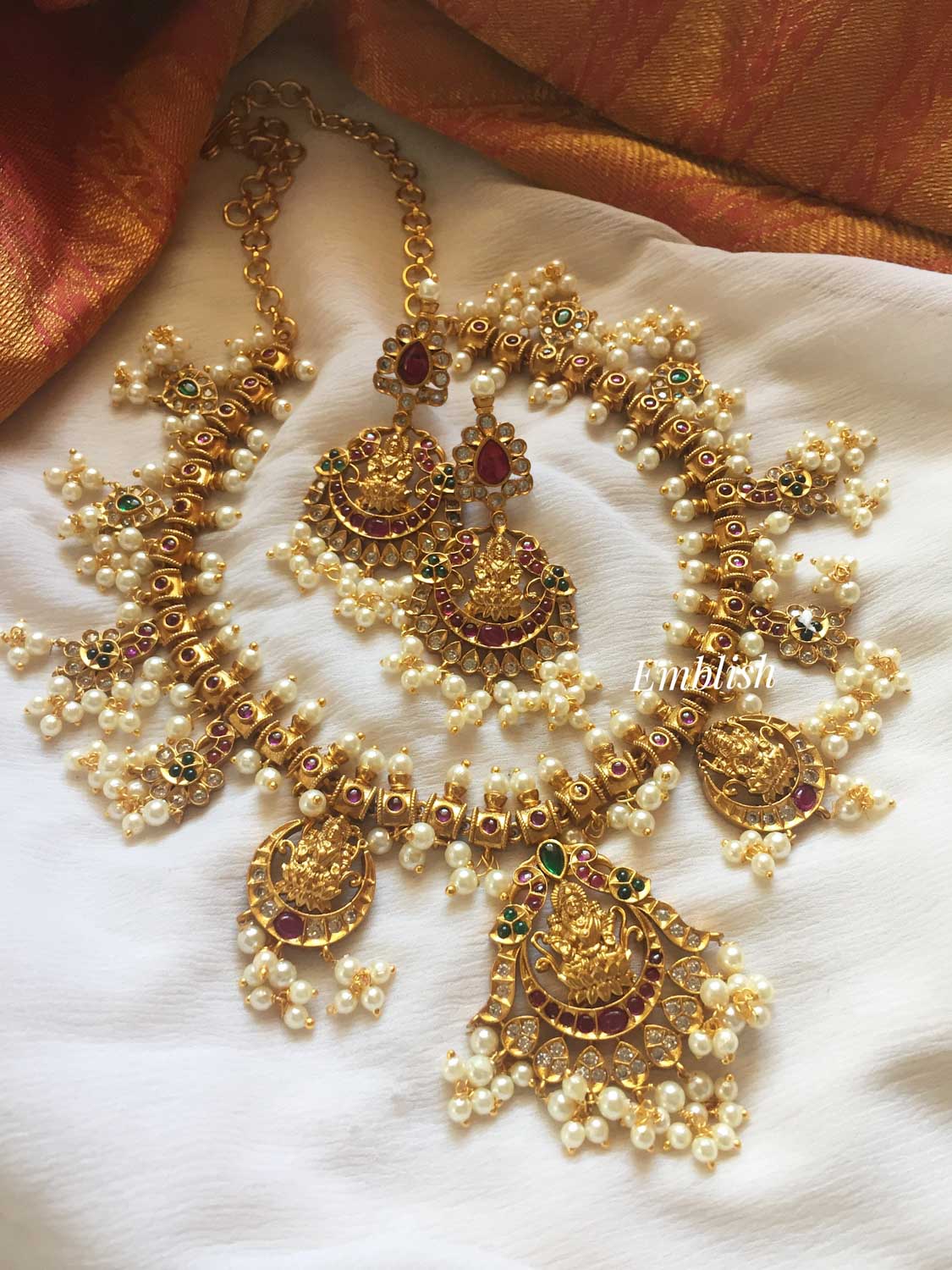 Gold alike Kemp Lakshmi guttapusalu short neckpiece