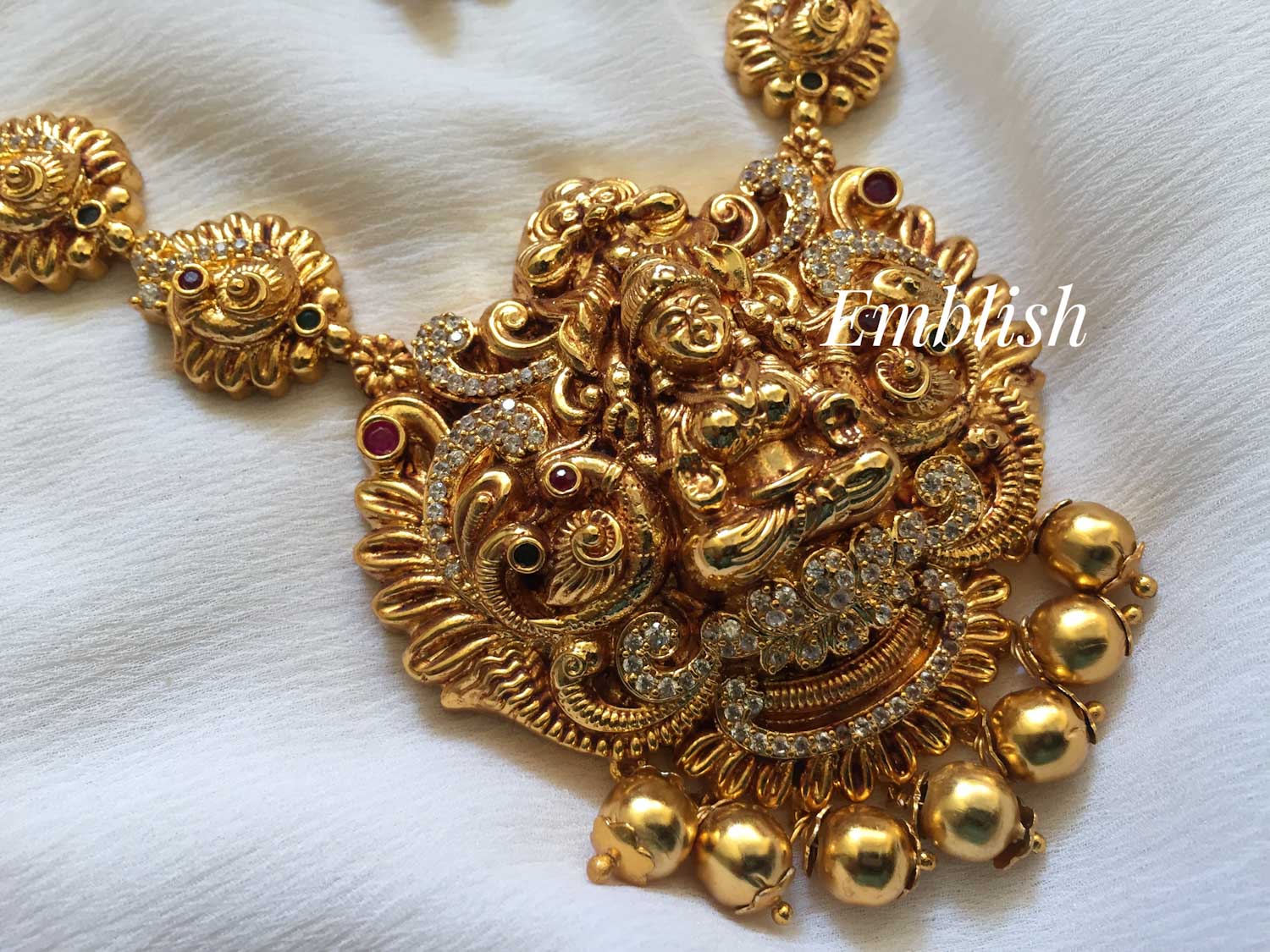  Ad gold alike Lakshmi Peacock Midlenght neckpiece