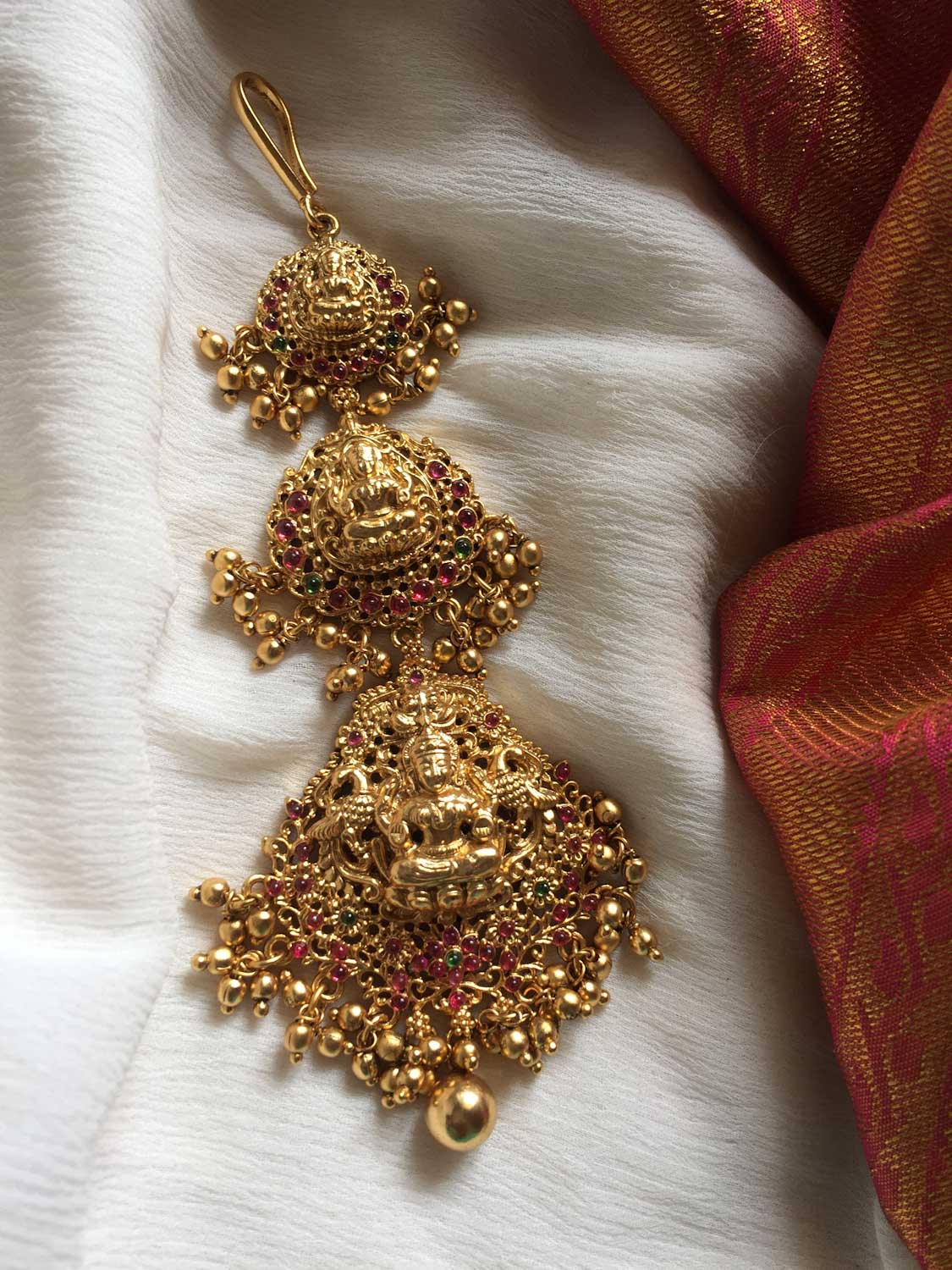 Triple Lakshmi with Gold Drops Tikka